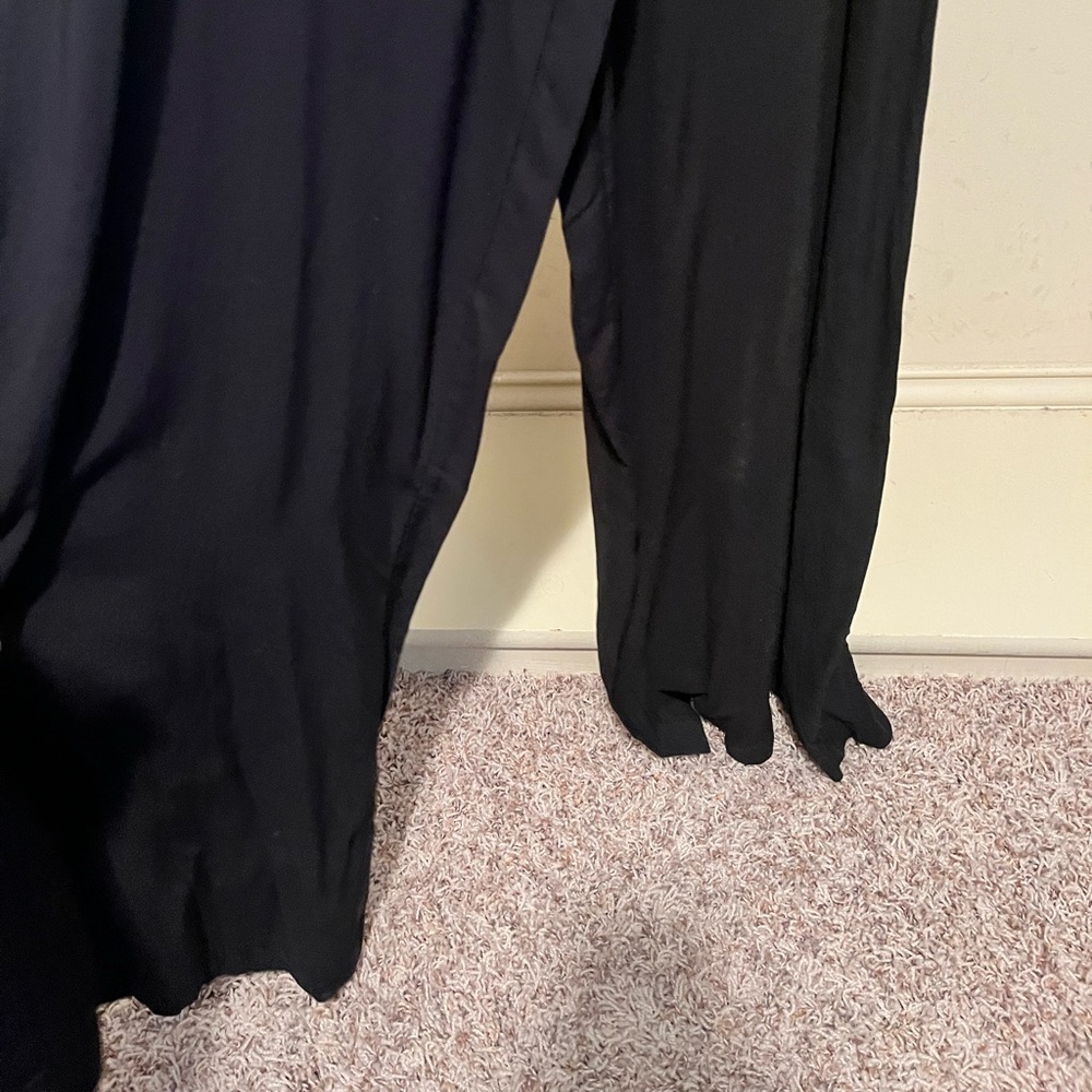 Old Navy Black Tie Shoulder Jumpsuit - Picture 4 of 7